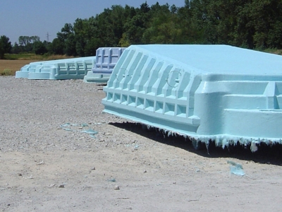 Core material for swimming pool construction
