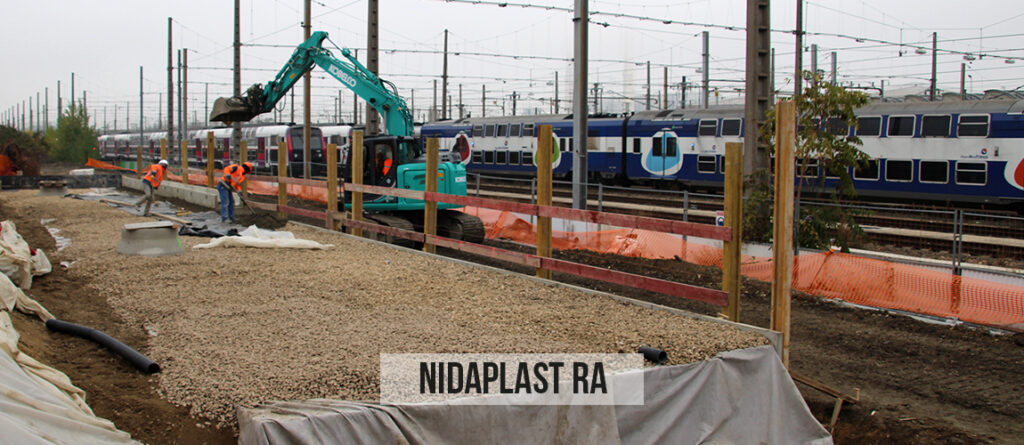 remblai transparent sous les quais SNCF