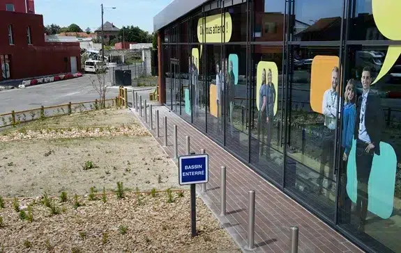 finalisation d'un bassin de rétention des eaux pluviales pour un LIDL